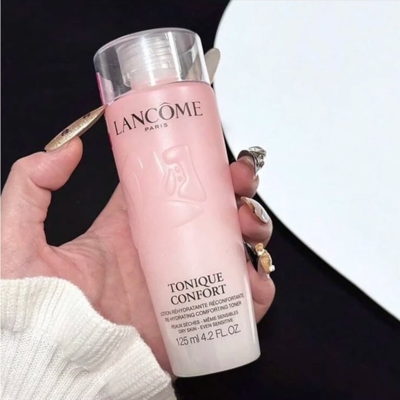 Lancome Other - Lancôme Tonique Confort Hydrating Toner